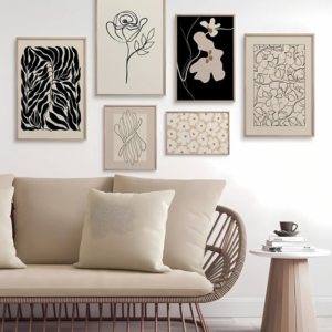 مجموعة من الاطارات باحجام مختلفه